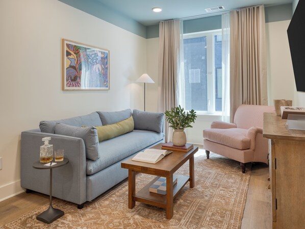 Chic and sunny living room.