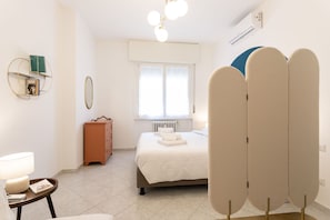 Bedroom, Living Room