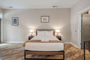 Bedroom Area - 1 Queen Bed
