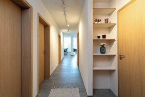 Hallway/entrance