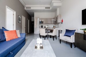 Living Room / Lounge