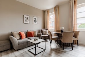 Living Room / Lounge