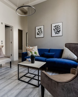 Living Room / Lounge
