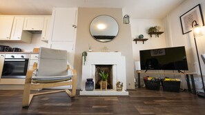 Living Room / Lounge
