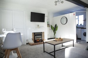 Living Room / Lounge