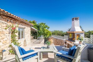 Villa Dassos image
