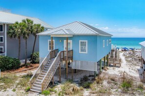 Sandy Dunes Exterior