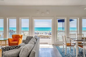 Sandy Dunes Balcony