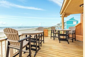 Panoramic Gulf views