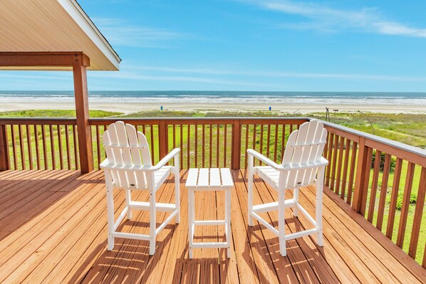 Sandy Beach Retreat