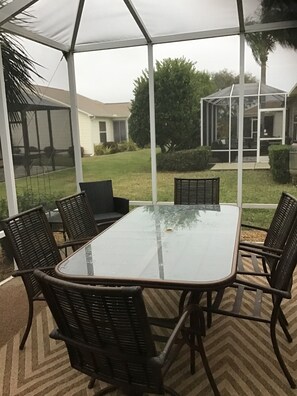 Outdoor dining