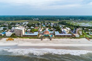 Litchfield Inn - Beach front