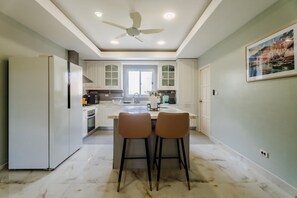 Flora 2 Bedroom House,Near Naiharn - Rawai Beach (5445)