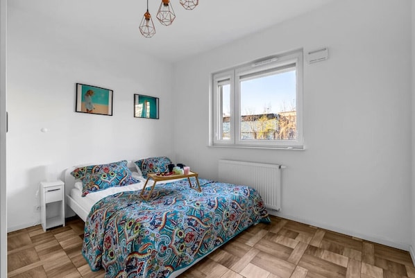 First Bedroom with Queen Bed | Book Now with RENTUJEMY.COM