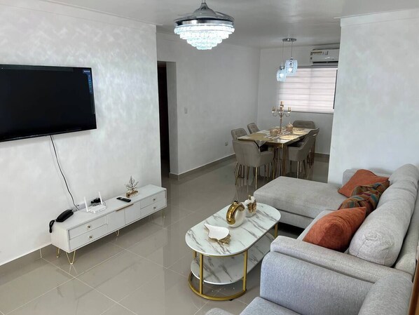 Living room (1)