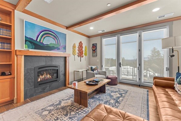 Gorgeous Trapp Lodge Villa – Mountain Views & More (5417)