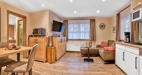 Ferienwohnung 4-Wohnküche FW 4