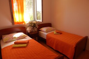 Schlafzimmer 2