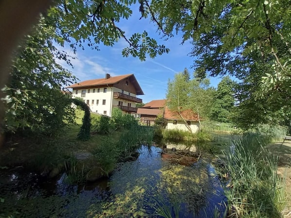 Große Ferienwohnung mit Balkon-Ferienwohnung Schmid