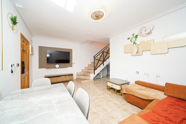Bright and spacious