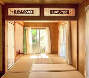 It is a 12 tatami mat Japanese-style room.