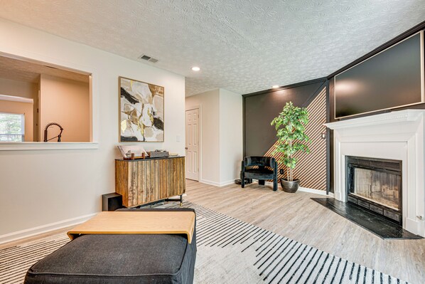 Atlanta Vacation Rental | 2BR | 2.5BA | 1,400 Sq Ft | 1 Step to Enter