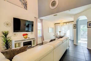 Living Room | 1st Floor | Smart TV | Free WiFi | Central Heating & A/C