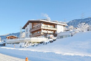 Holiday Home Exterior [winter]