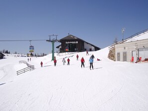 Region [winter] (>5 km)