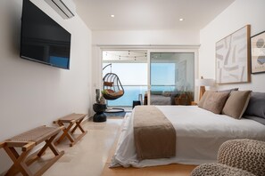 Condo - Image 3