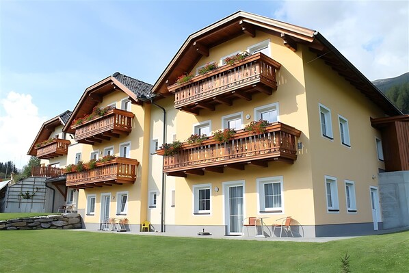 Holiday Home Exterior [summer]