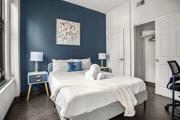CozySuites | Stunning 1BR in Downtown Pitts. #27