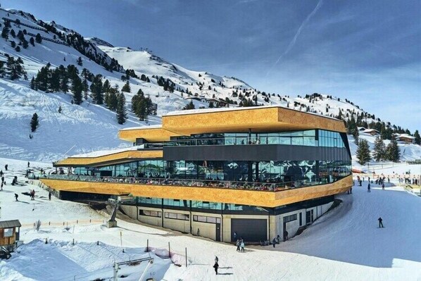 Holiday Home Exterior [winter]
