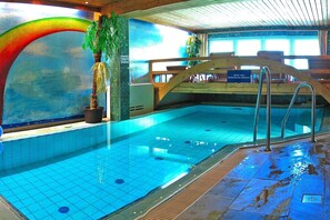 Holiday Home Swimming Pool