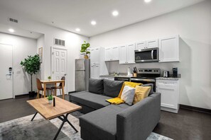 Living and kitchen area