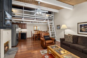 Living & Dining Room
