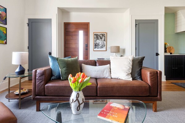 07 Living Room