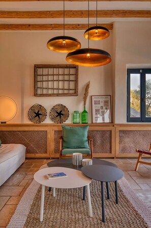 Seating area