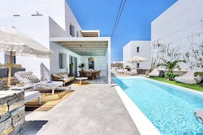 Pool area
