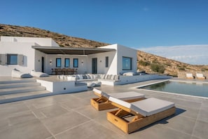 Pool area