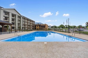 Unwind or make a splash at the sparkling community pool