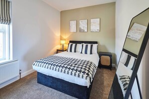 Mayfield, Harrogate - Host & Stay
