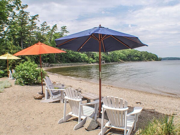 The beach in front of the cottage