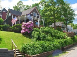 The Harmony Cottage