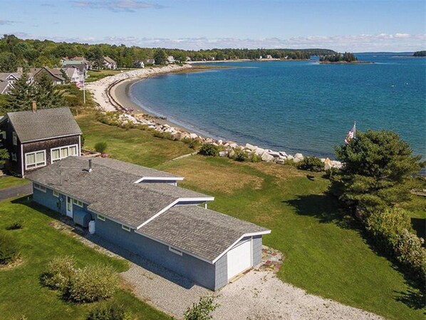 The cottage has incredible sandy beach access