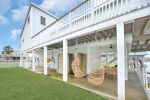 Covered Patio Area