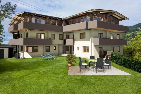 Extérieur maison de vacances [été]