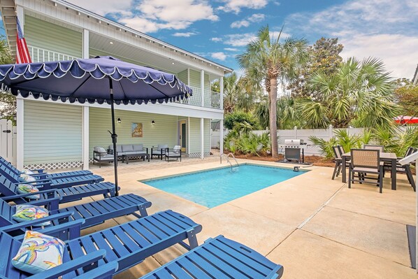 Enjoy your own private pool!