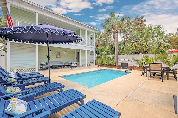 Enjoy your own private pool!