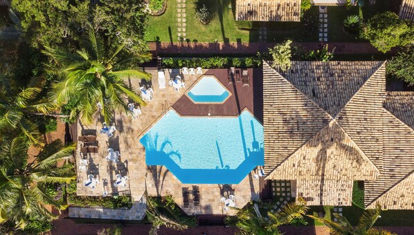 Area and facilities,Swimming pool,Pool view